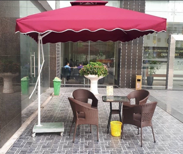 Ô Dù lệch tâm vuông Hòa Phát  màu đỏ cao 2.5M HP - 03